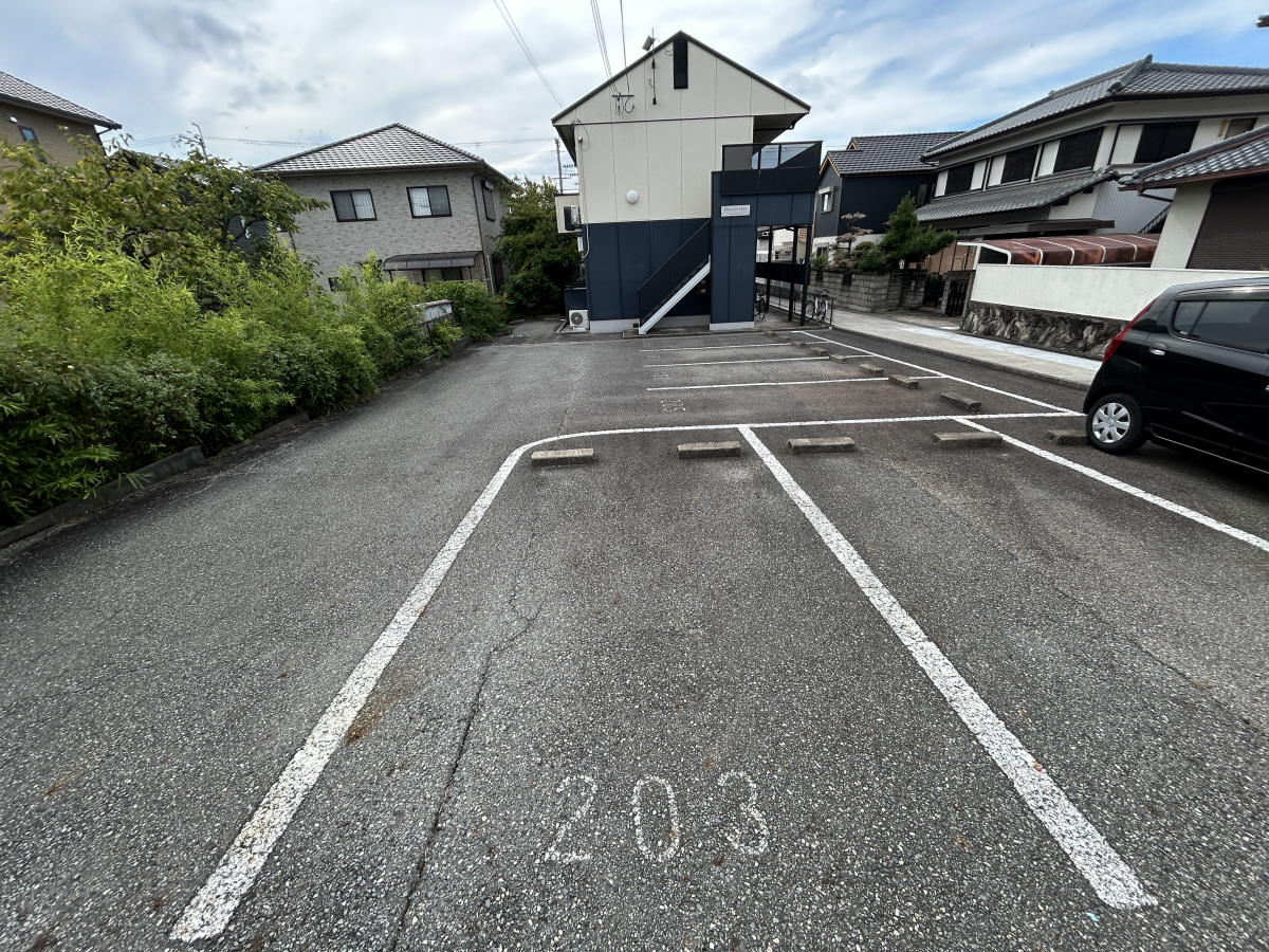 駐車場 写真14