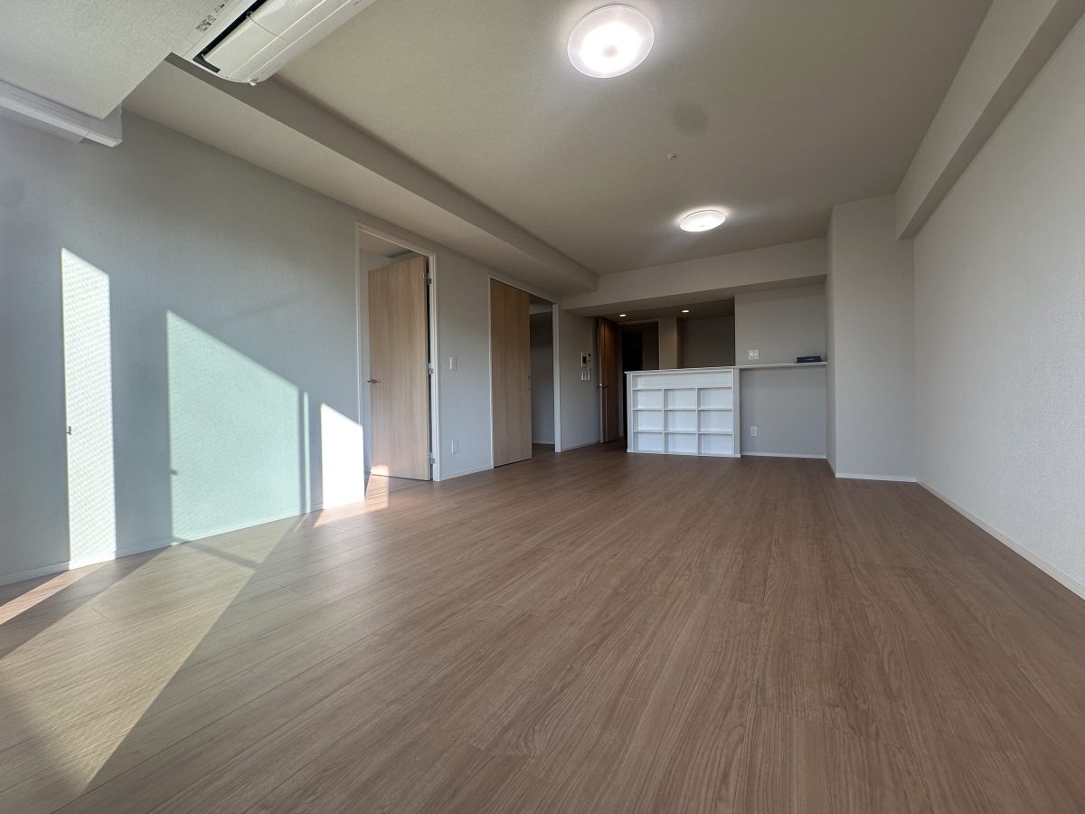 リビング 別部屋の写真 写真2