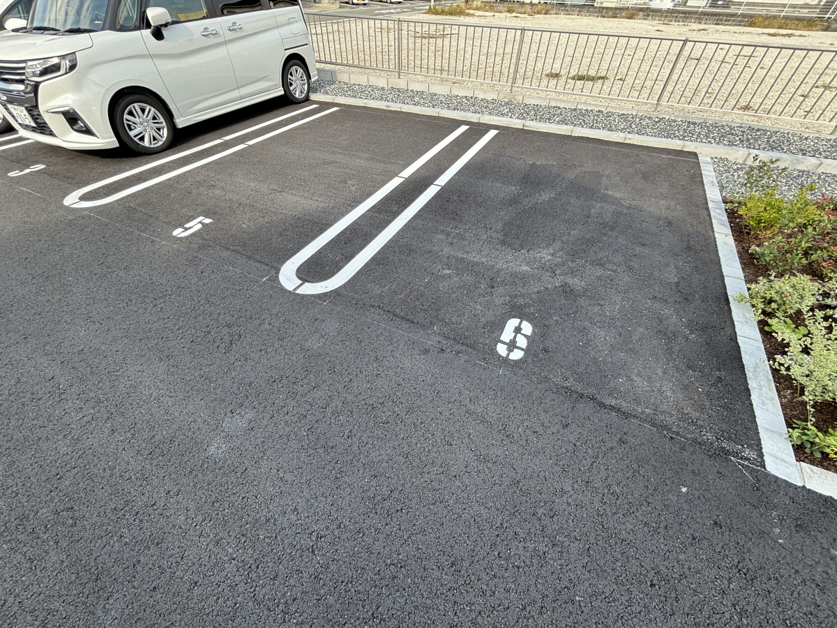 駐車場 写真14