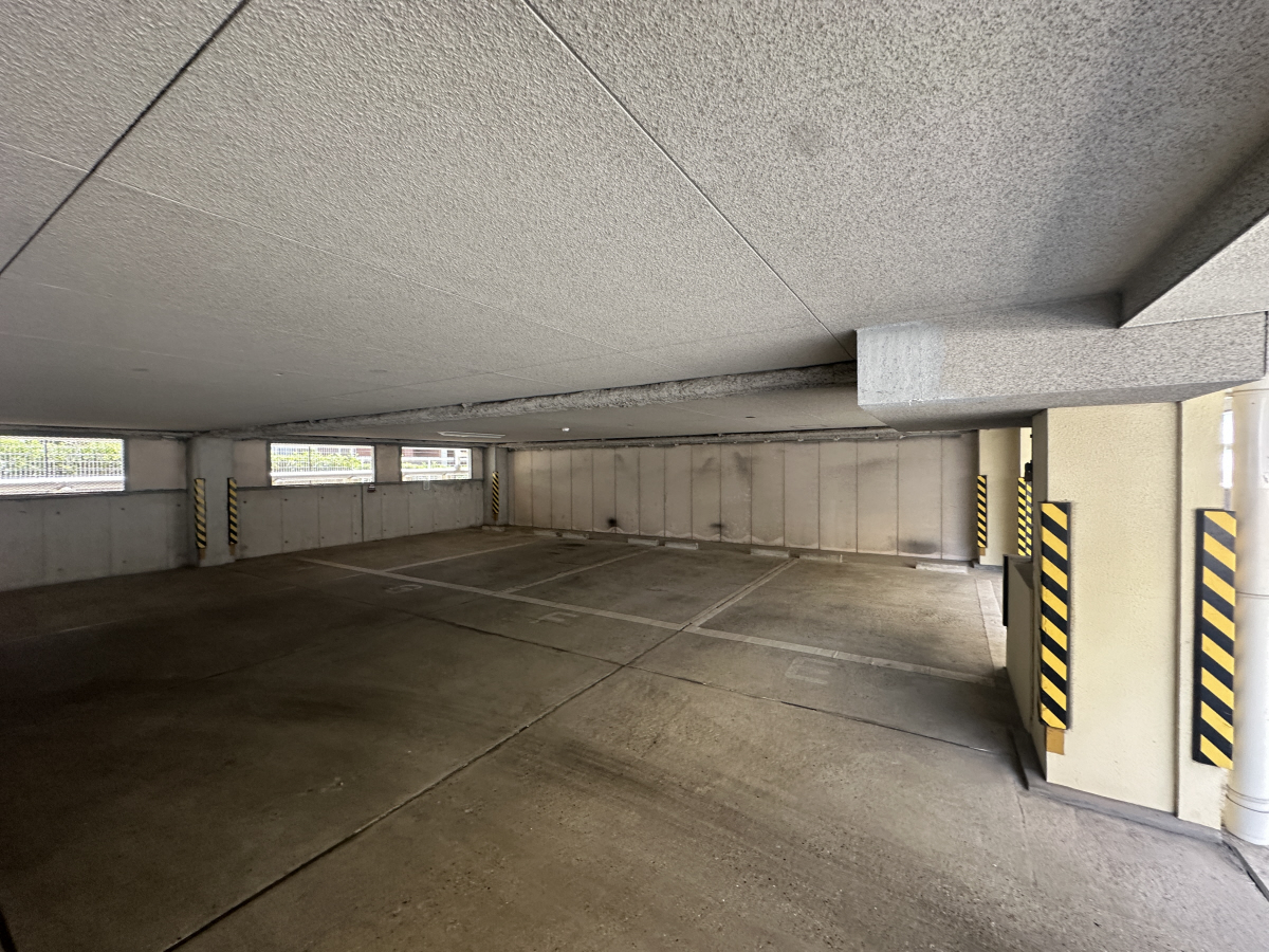 駐車場 写真16