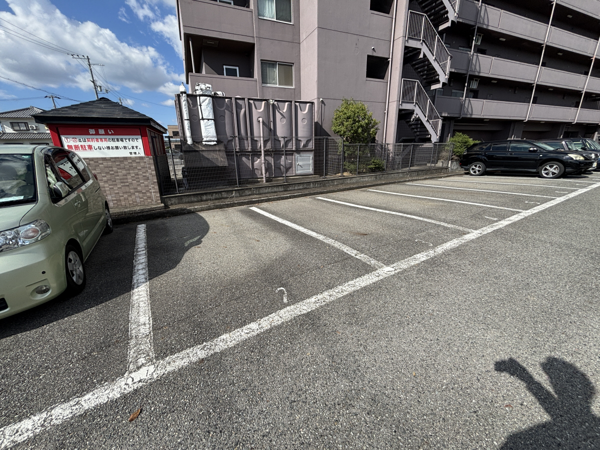 駐車場 写真16