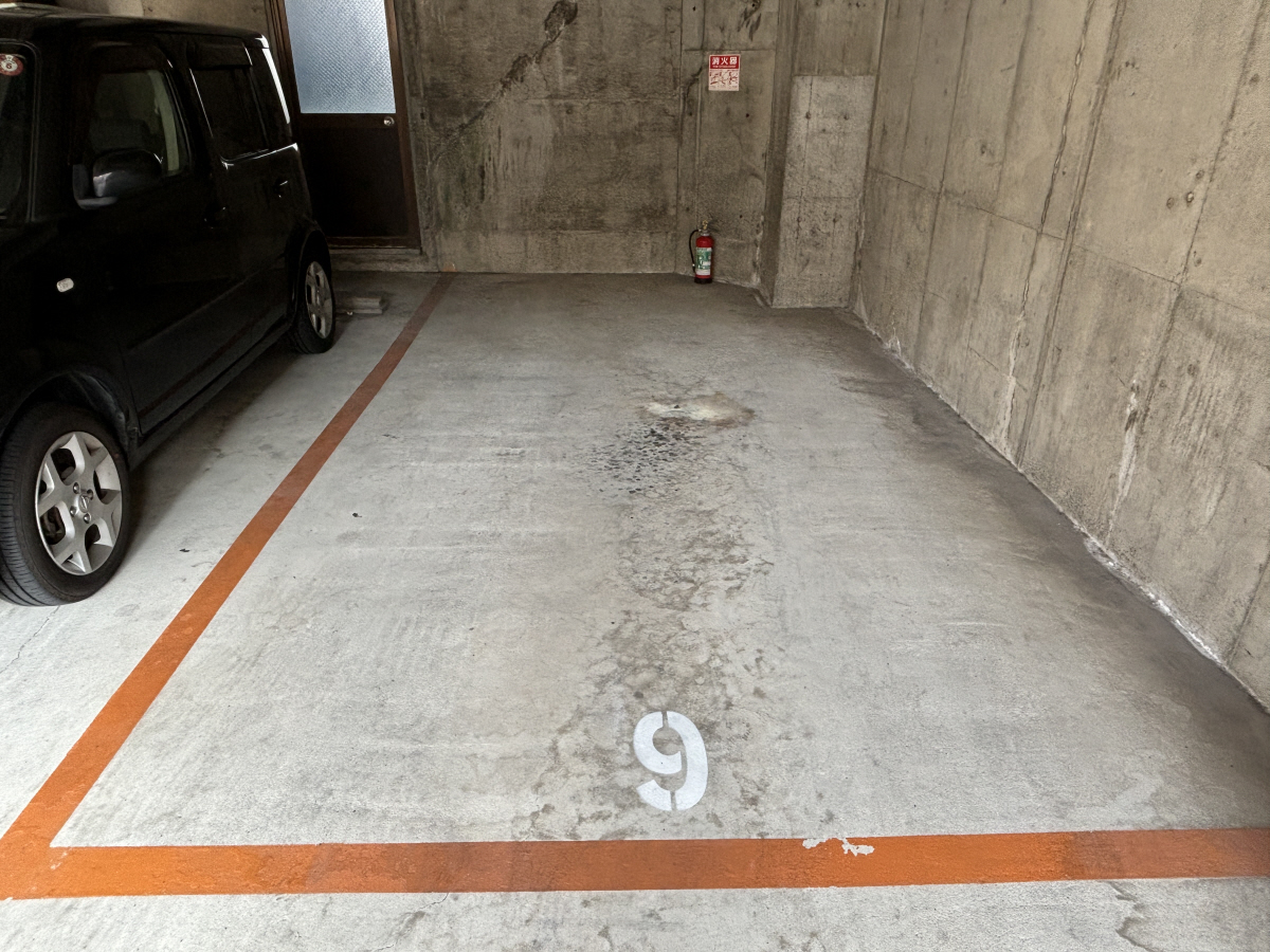 駐車場 写真14