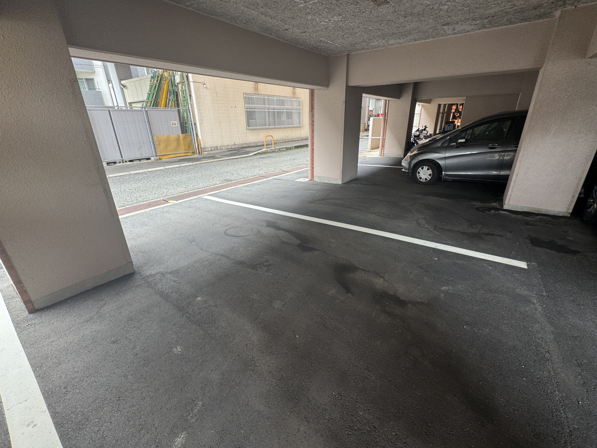 駐車場 写真17