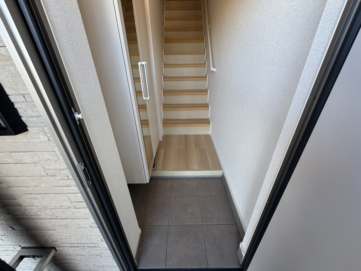 玄関 ※同タイプイメージ写真 写真7