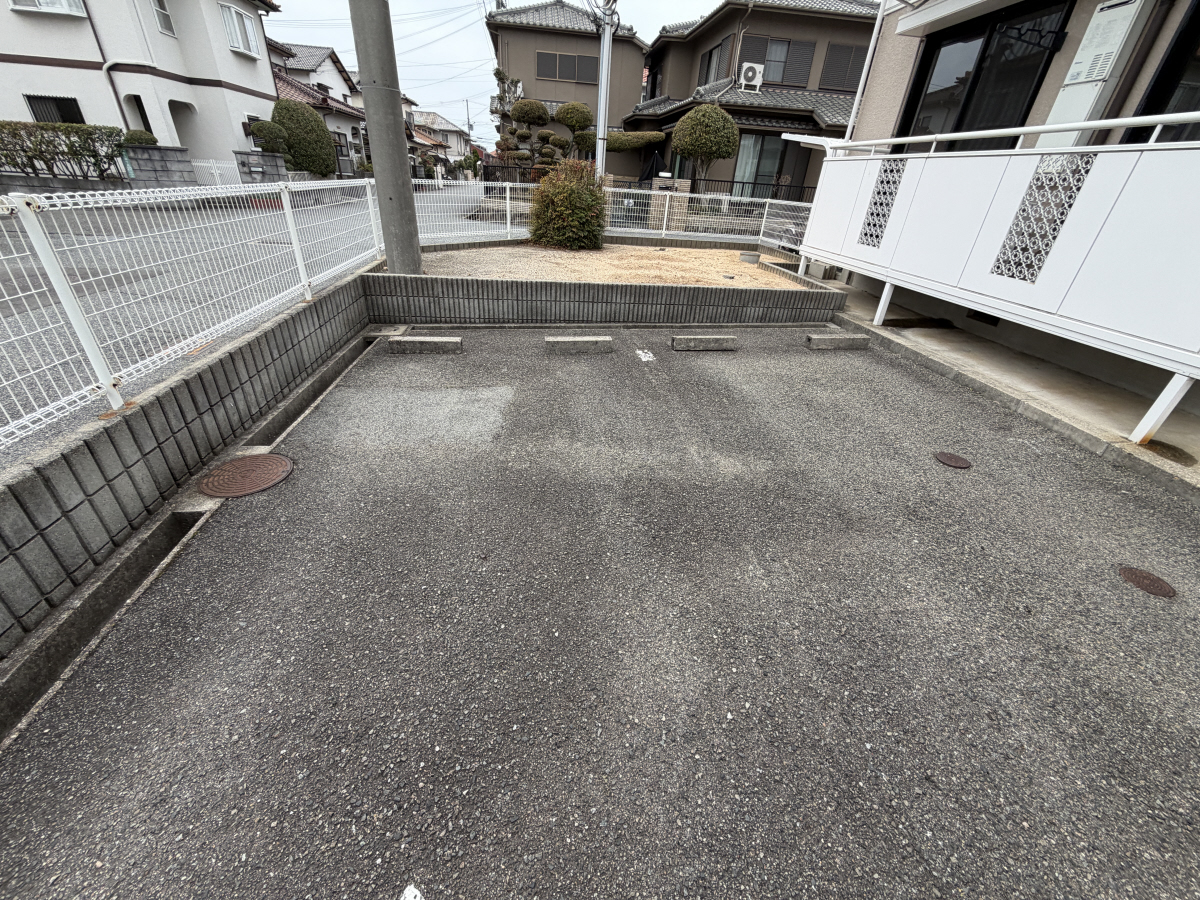 駐車場 写真16