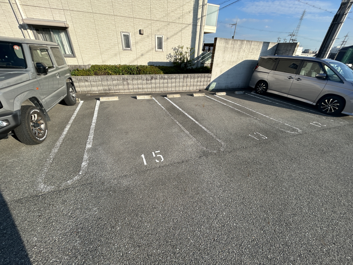 駐車場 写真14