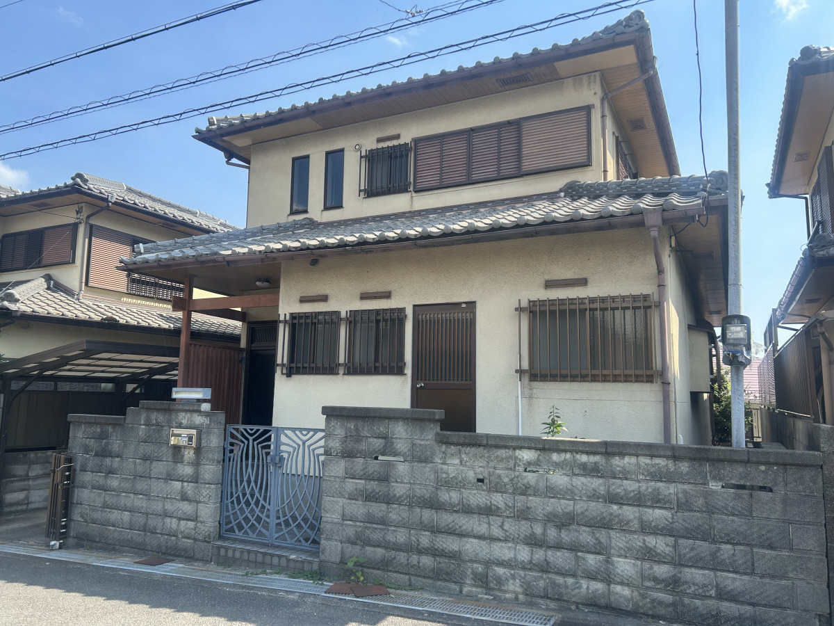 物件番号:1076746526 経済的に優しい都市ガス、ファミリー向きの一戸建て、ペット相談可能。