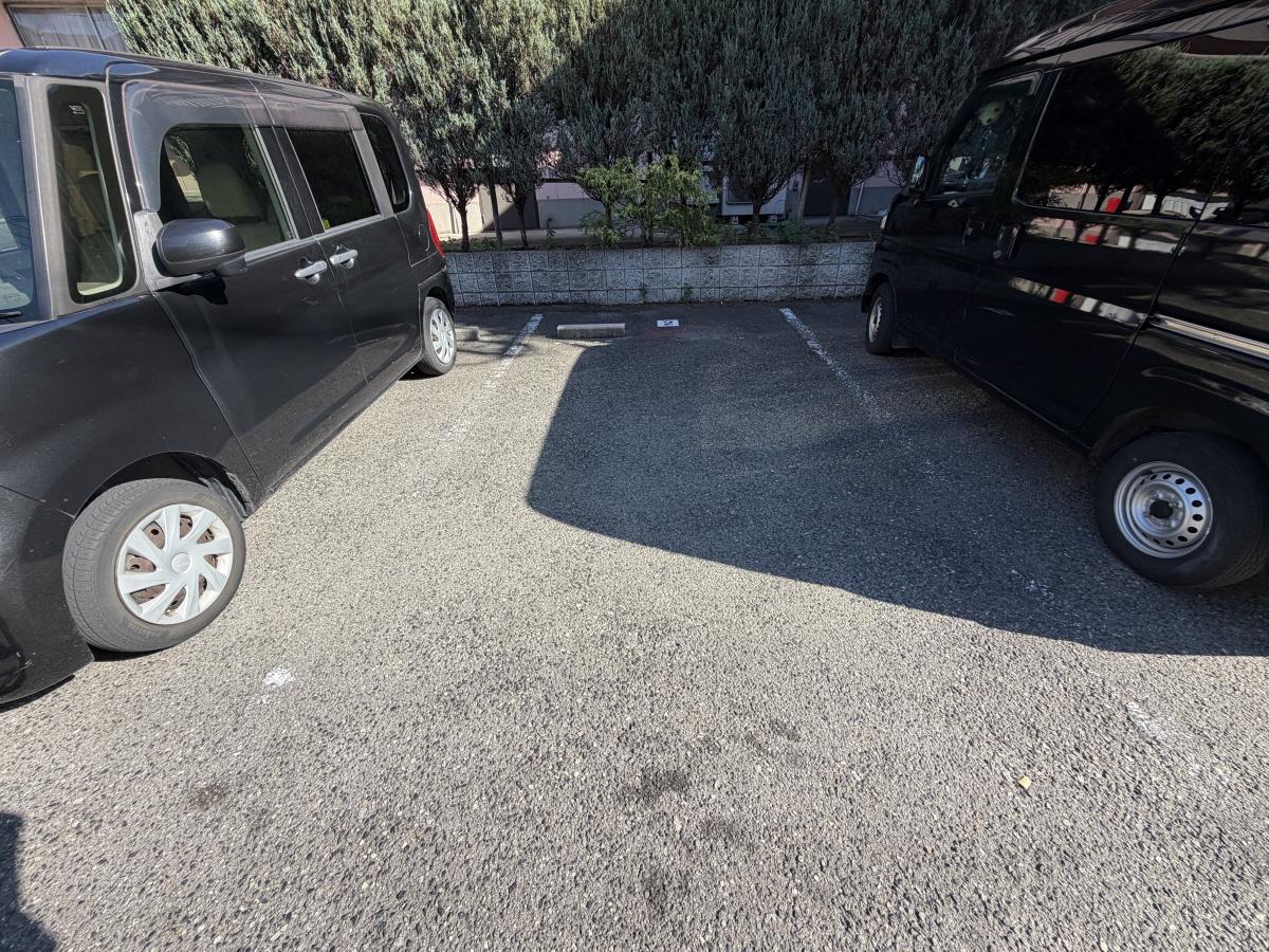 駐車場 写真13