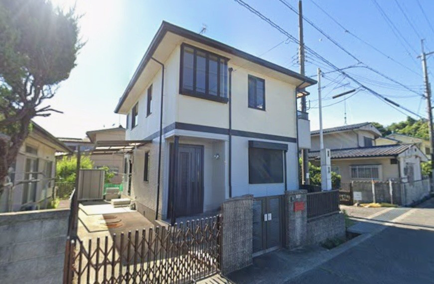 物件番号:1076747070 まだまだキレイな一戸建て☆駐車場付き価格!事務所利用も相談可