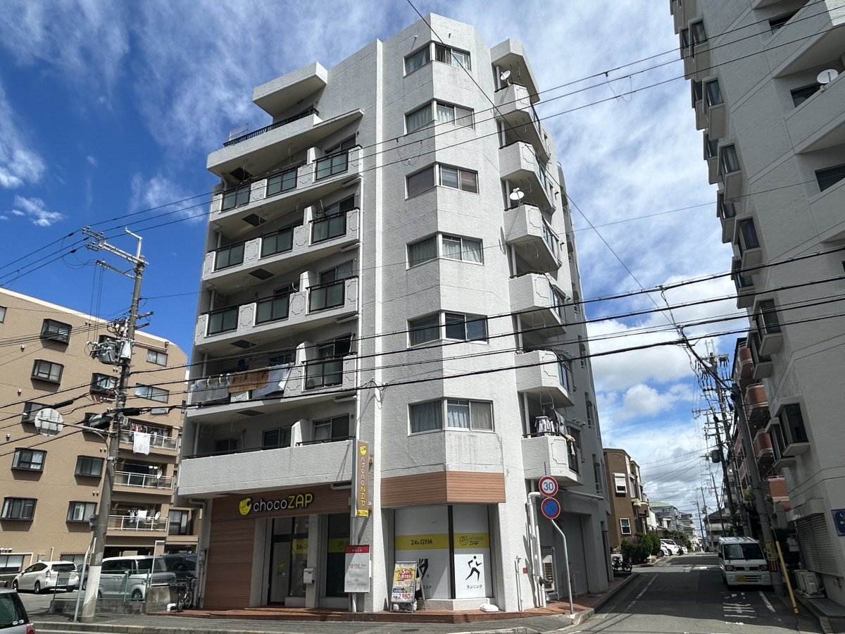 物件番号:1076746686 ＪＲ西明石駅から徒歩4分で通勤通学便利　角部屋で明るいお部屋です