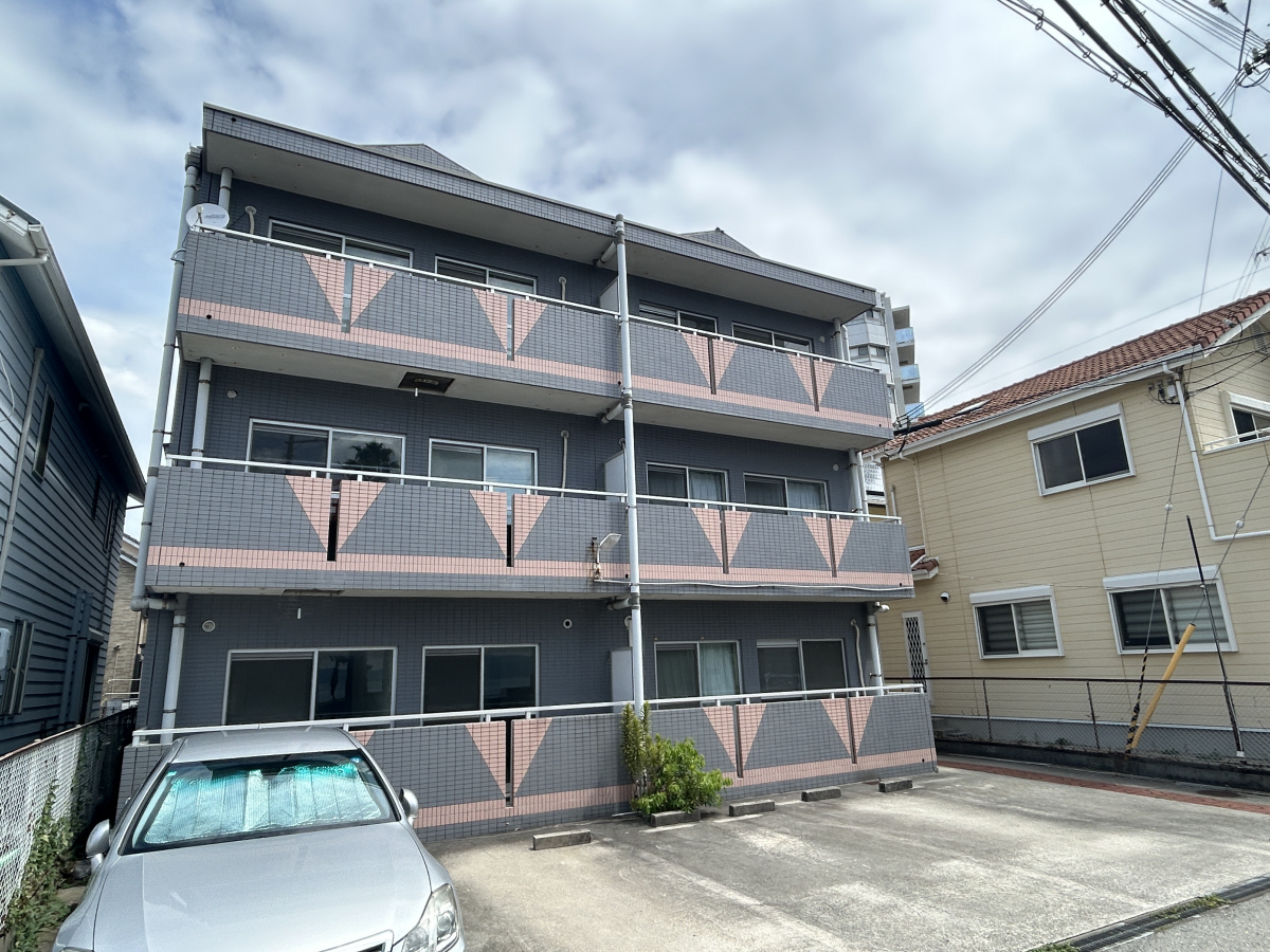 物件番号:1076736205 林崎松江海岸駅まで徒歩5分 海近く 角部屋で日当り・住環境も良好です