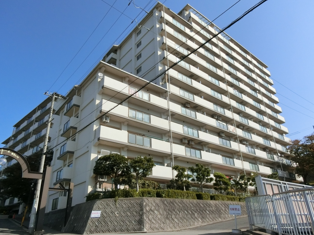 物件番号:1076737214 人気の分譲マンション ペット飼育可 専用庭付きでガーデニング可能です