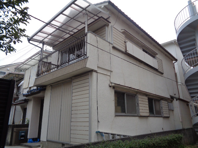 物件番号:1076736939 軽自動車駐車可　ファミリーにおすすめの戸建て　ローソンすぐで便利です