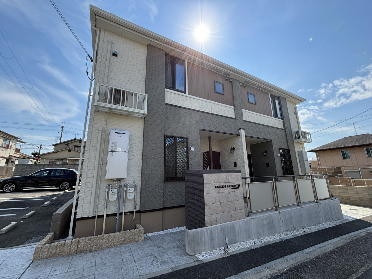 物件番号:1076737622 大手ハウスメーカー施工の築浅ハイツ★駅まで徒歩圏内で設備充実です