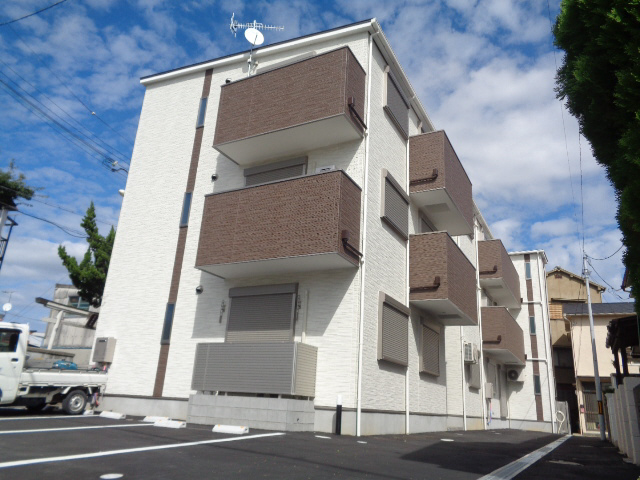 物件番号:1076738220 敷金礼金も０円！ネット利用料も０円！！　全戸LDK13帖以上の広々リビング