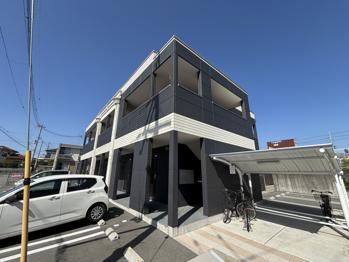 物件番号:1076742764 設備充実の築浅ハイツ　コンビニまで徒歩３分　経済的な都市ガス　ネット無料