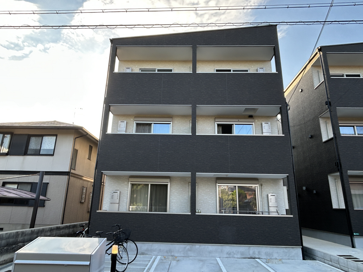 物件番号:1076740441 大手ハウスメーカー施工の新築ハイツ 宅配BOXつき インターネット無料です