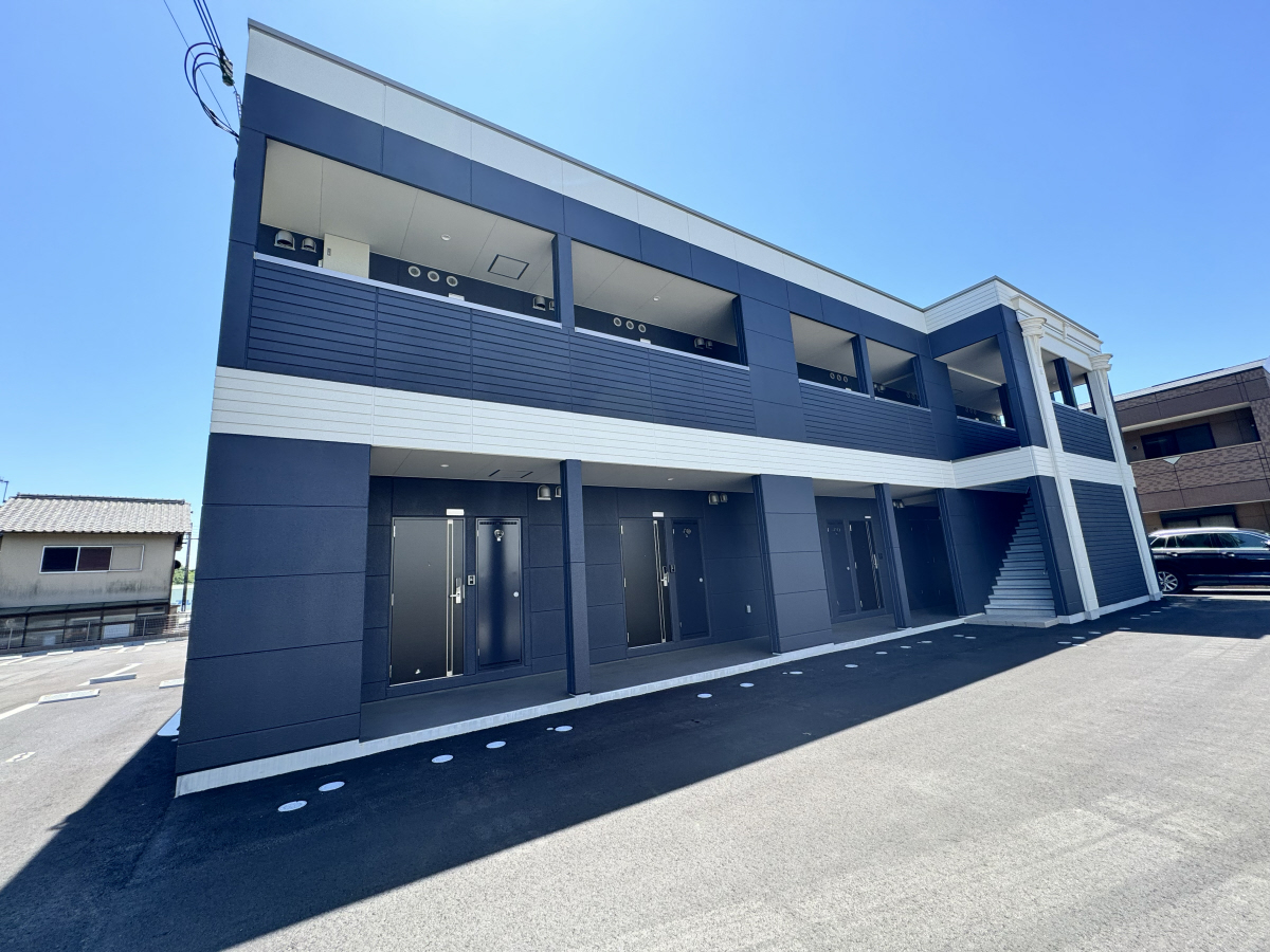 物件番号:1076741038 大手ハウスメーカー施工の新築ハイツ　宅配BOXや浴室乾燥機等設備充実　ネット無料