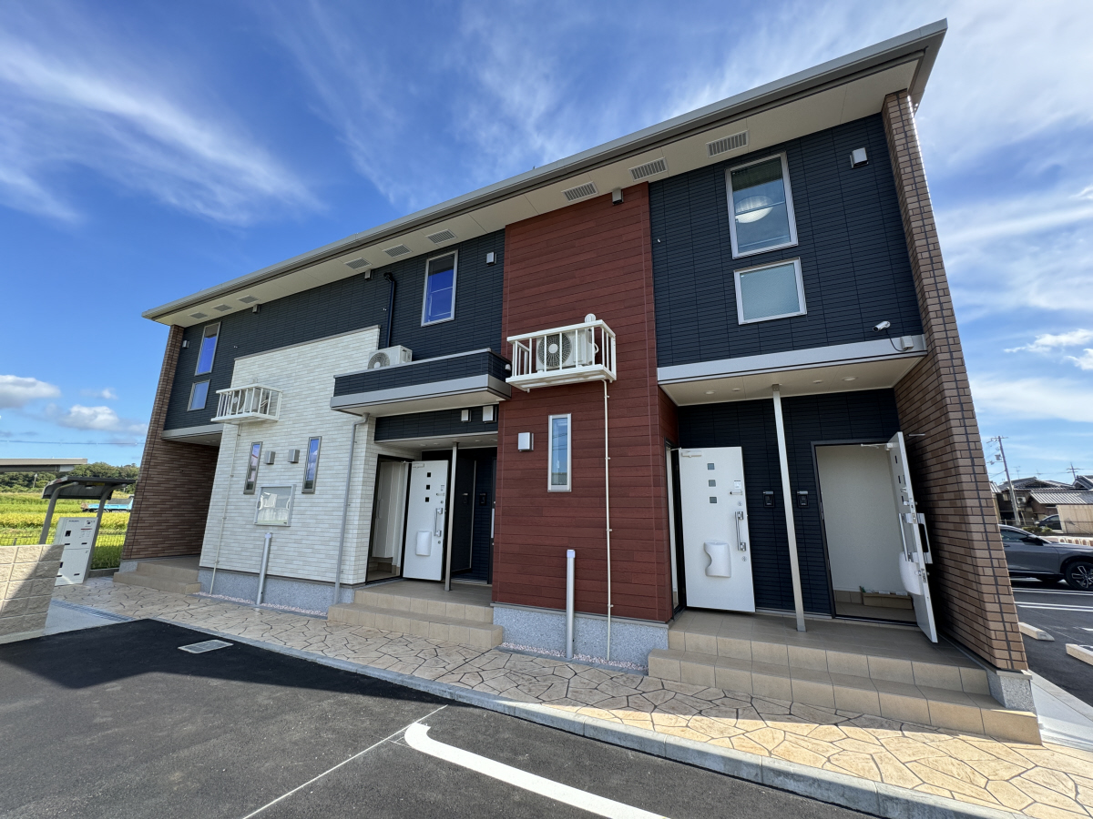 物件番号:1076741481 大手ハウスメーカー施工の築浅ハイツ　インターネット使用料無料　設備充実
