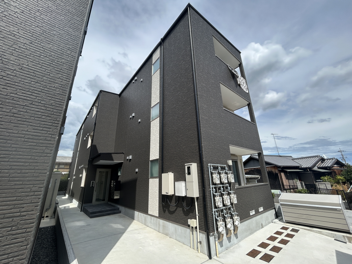 物件番号:1076742819 大手ハウスメーカー施工の築浅ハイツ JR大久保駅徒歩圏内 ペット相談可です