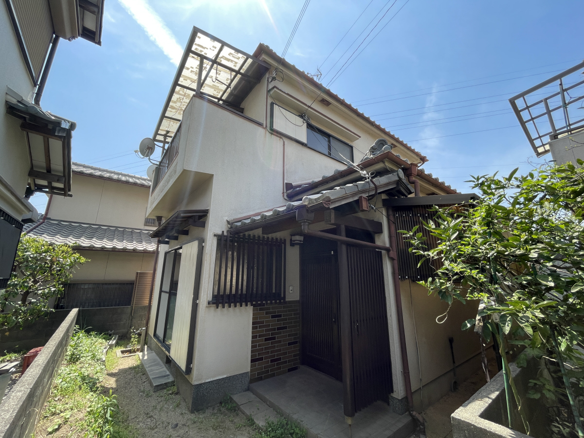 物件番号:1076742950 敷金礼金0円キャンペーン　ペット飼育可（犬・猫）　軽自動車１台駐車可能です