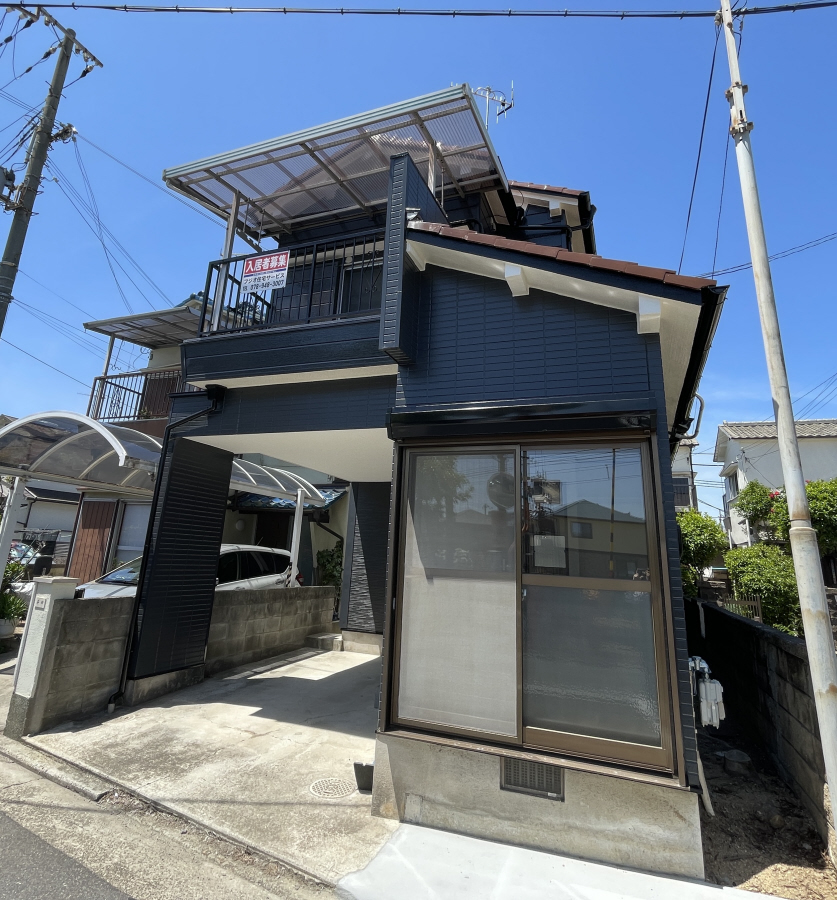 物件番号:1076743405 犬・猫飼育可能♪　フルリノベーション物件☆　駐車場１台付き