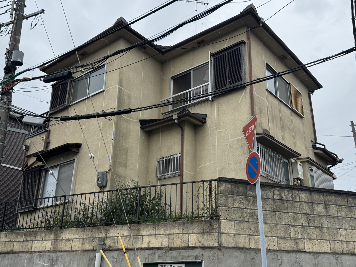 物件番号:1076743574 広々80㎡の戸建賃貸　大型犬相談可　屋根付きガレージつきです