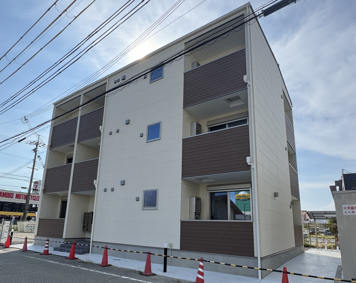 物件番号:1076743724 ペット（小型犬・猫）2匹までOK　設備充実の新築ハイツ　インターネット無料です