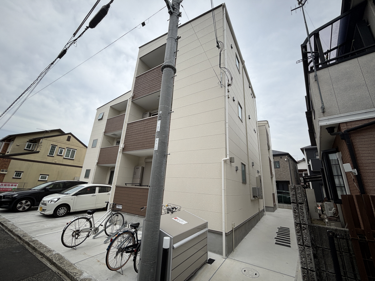 物件番号:1076743791 住宅設備充実の新築ハイツ ペット飼育可能 インターネット無料 駅近!!