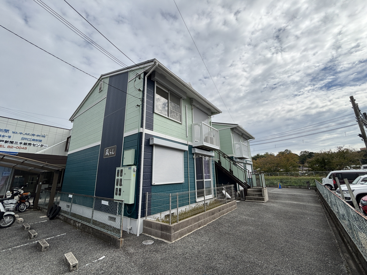 物件番号:1076744040 リノベーション物件!室内大変綺麗です!設備も充実しております♪