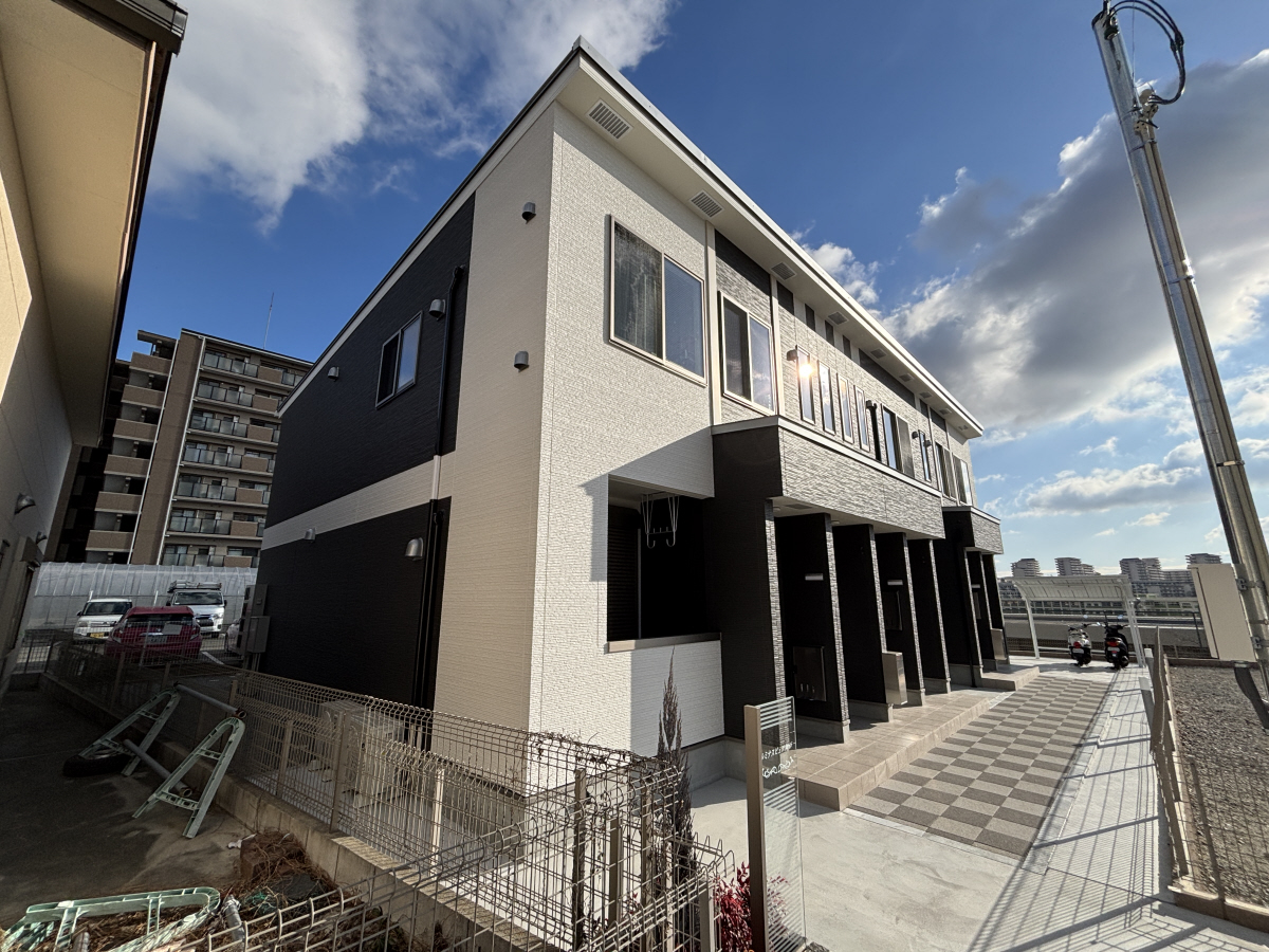 物件番号:1076744473 大手ハウスメーカー施工の新築ハイツ 設備充実 インターネットも無料です