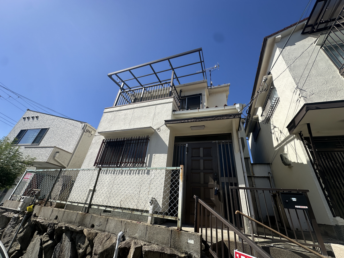 物件番号:1076744480 朝霧小学校まで徒歩6分　人気の戸建て賃貸　追炊き・ウォシュレット付きです