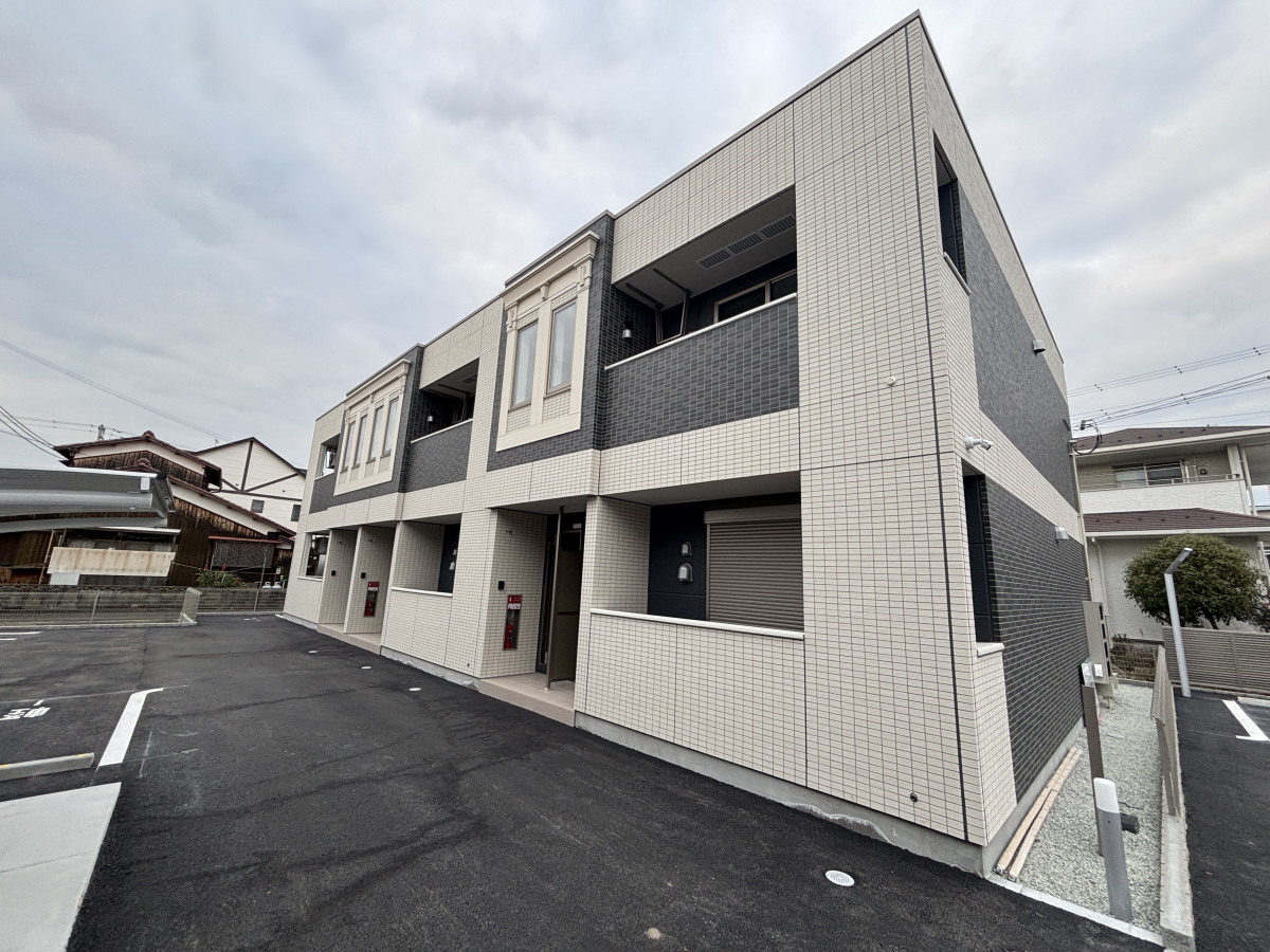 物件番号:1076744534 大手ハウスメーカー施工の新築ハイツ　礼金0円　設備充実・ネットも無料です