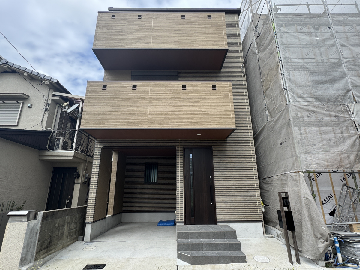 物件番号:1076744662 JR西明石駅徒歩圏内の戸建て賃貸　ペット相談可　駐車場敷地内駐車場完備