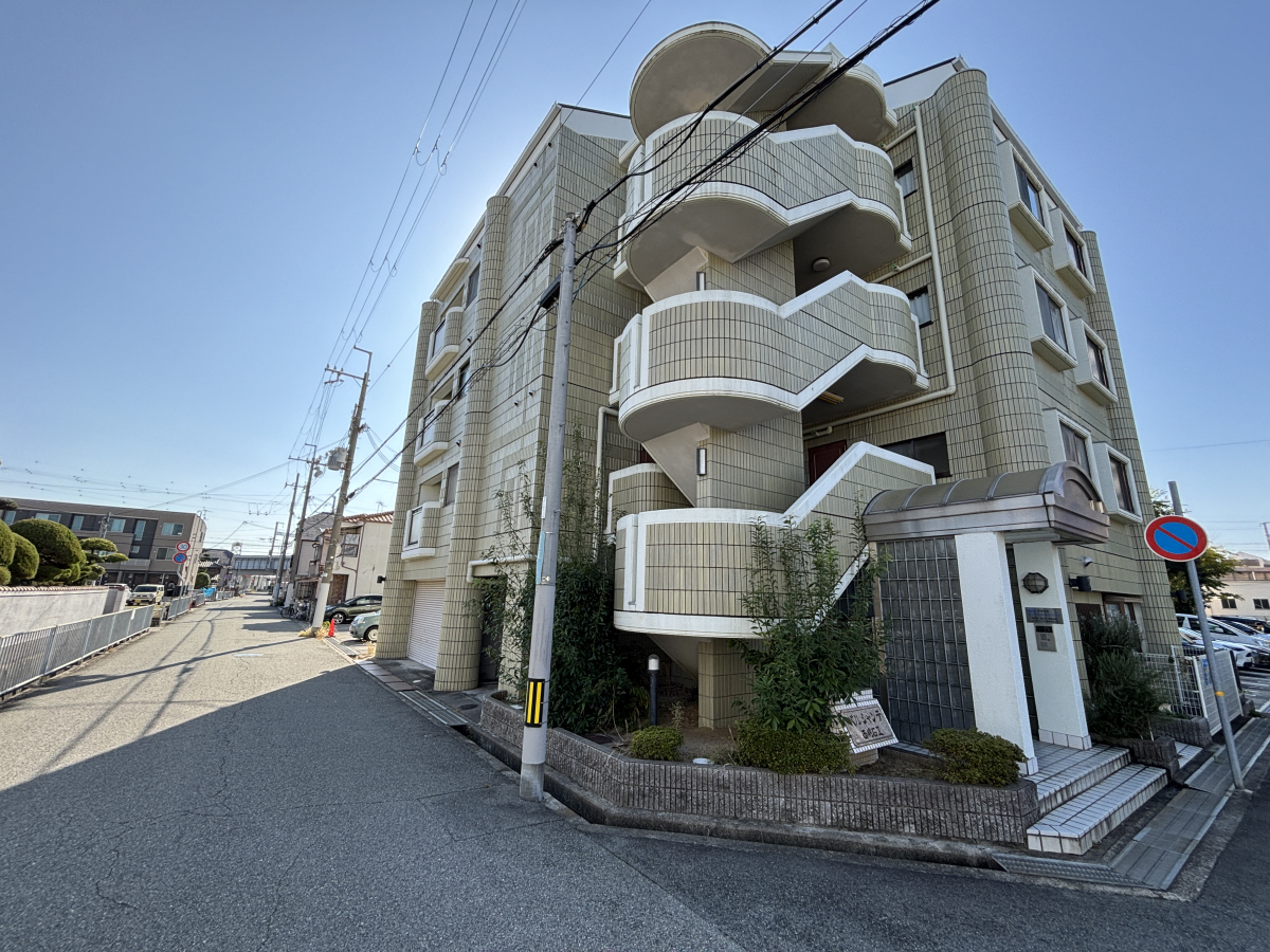 物件番号:1076744837 西明石駅徒歩圏内 RC造のマンション 都市ガス仕様 生活便利な立地です