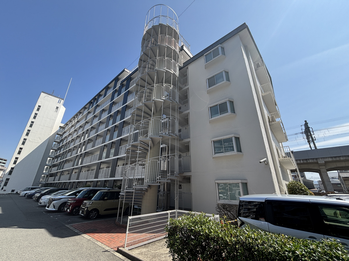 物件番号:1076744858 ペット飼育可　大規模リフォーム済み　設備も増設　人気の分譲マンションです