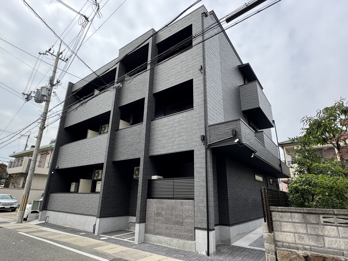 物件番号:1076744926 JR大久保駅まで楽々の徒歩圏内　設備充実・ネット無料の新築ハイツです