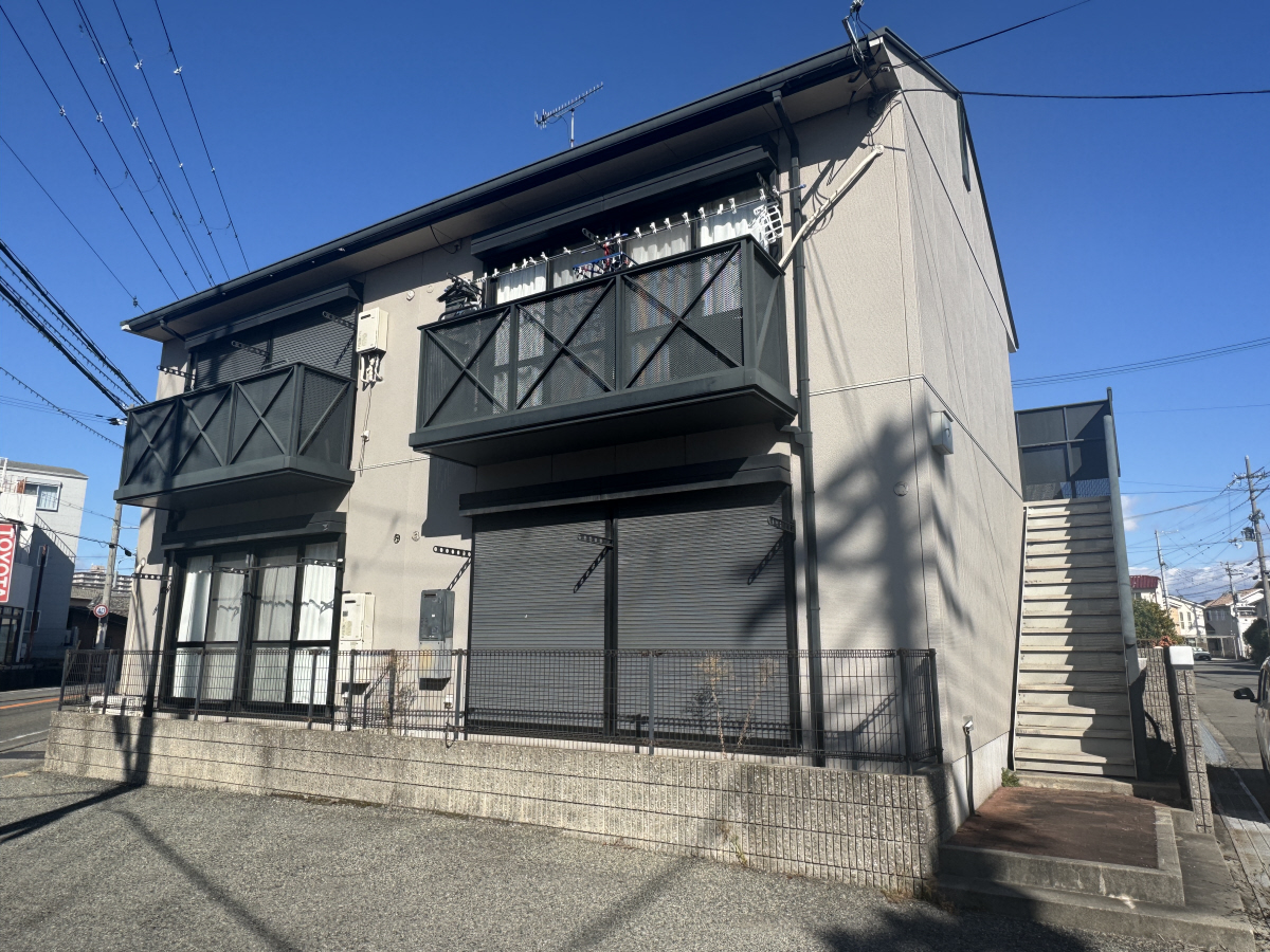 物件番号:1076745001 JR土山駅も徒歩圏内　2口ガスコンロ付き　全戸角部屋で日当たり良好です