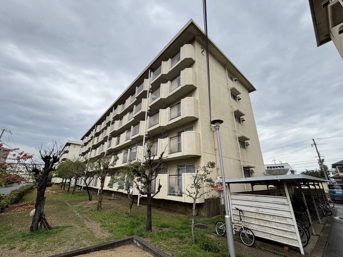 物件番号:1076745206 敷金・礼金0円キャンペーン　安心のTVインターホン　敷地内の駐車場空有ります