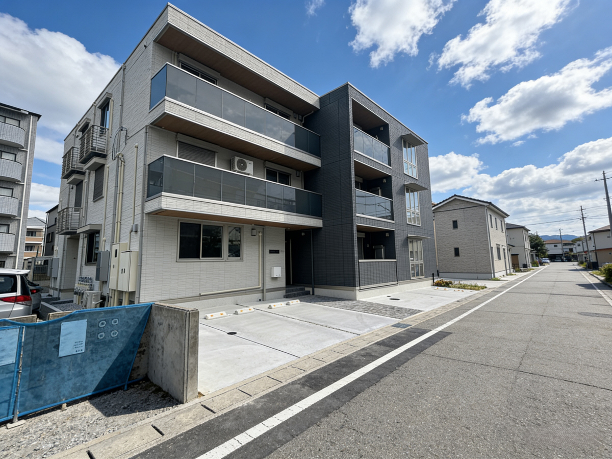 物件番号:1076745850 JR西明石駅まで徒歩圏内　設備充実の新築マンション　インターネット無料です