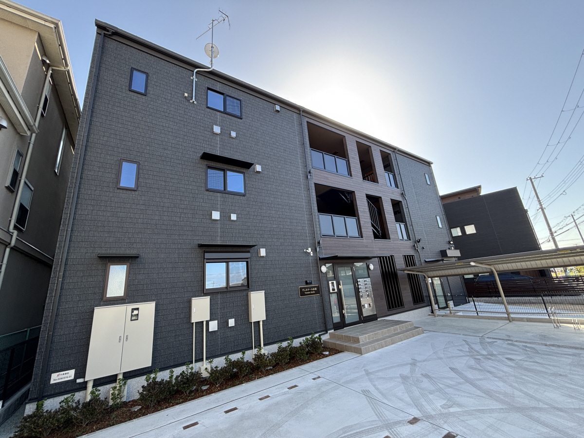 物件番号:1076745469 大手ハウスメーカー施工の新築ハイツ　設備充実　インターネットも無料です