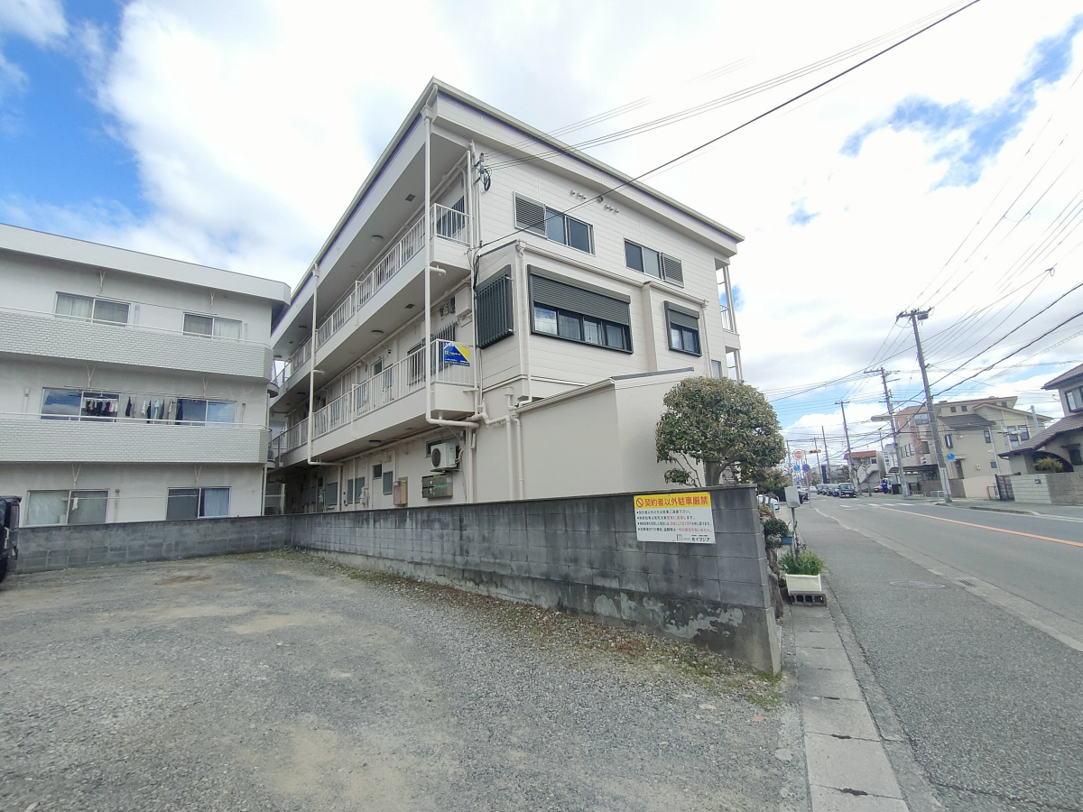 物件番号:1076745736 JR西明石駅まで徒歩圏内 大規模リフォーム済み 敷地内駐車場空あります