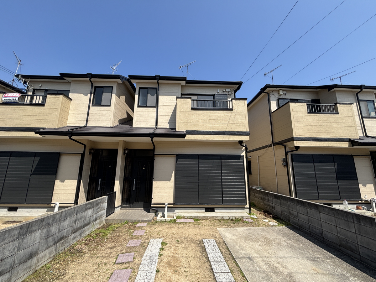 物件番号:1076745648 人気のメゾネットタイプ　経済的な都市ガス物件　駐車場2台込みの賃料です