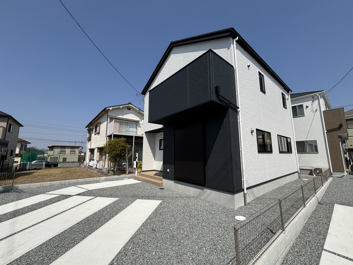 物件番号:1076745759 設備充実の新築戸建て ペット(猫も2匹まで)OK 駐車場2台込みの賃料です