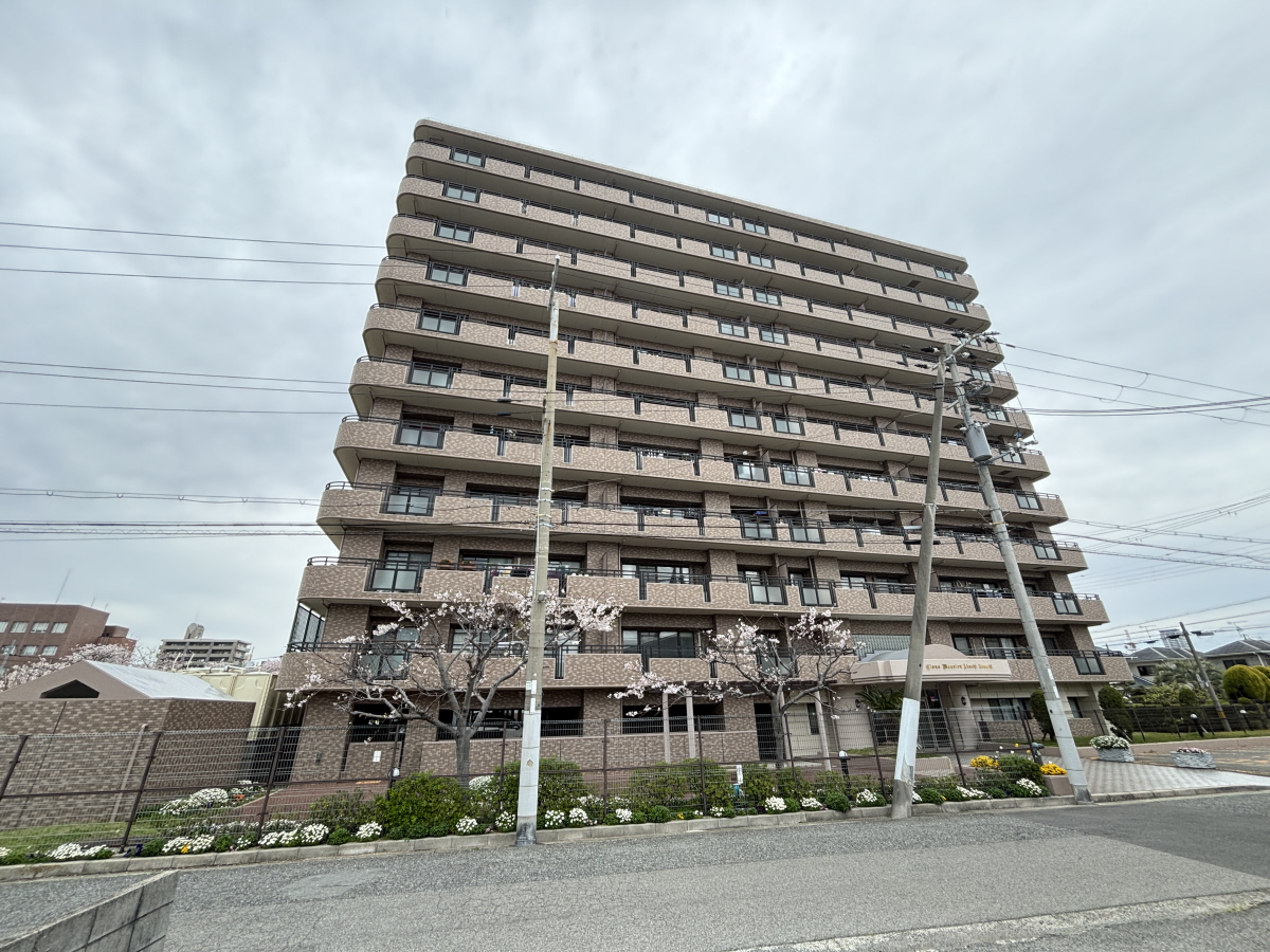 物件番号:1076745808 人気の分譲マンションシリーズ　設備も充実　ワイドバルコニーで日当り良好です