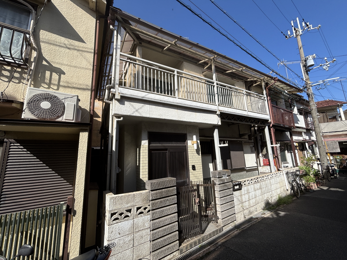 物件番号:1076745906 ペットOKの貸家　キッチンやトイレ等室内リフォーム済み　コンロや追炊き付きです