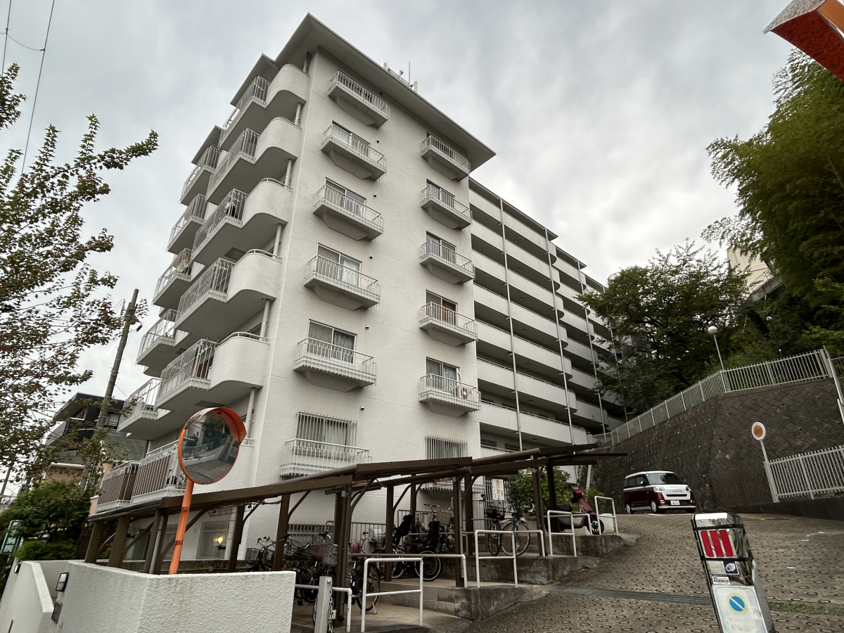 物件番号:1076746025 安心のオートロック・エレベーター付き 生活便利な立地 角部屋で日当たり良好