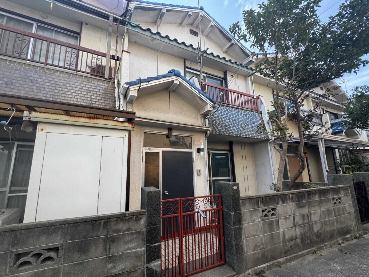 物件番号:1076746274 敷金・礼金0円キャンペーン　全室クロス張替え　キッチン・洗面台・トイレ新調