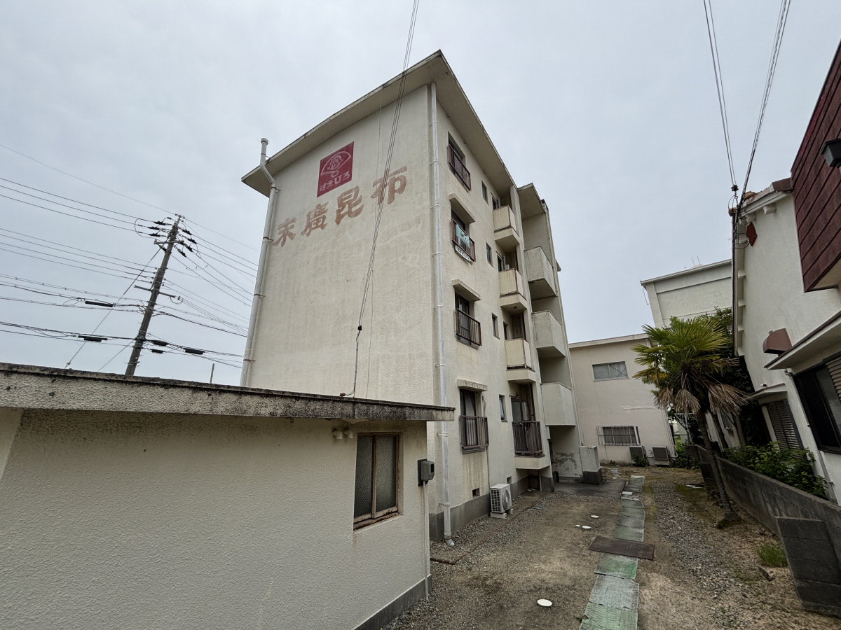 物件番号:1076746343 JR大久保駅まで徒歩圏内 ガスコンロ・エアコン付き 最上階で角部屋です