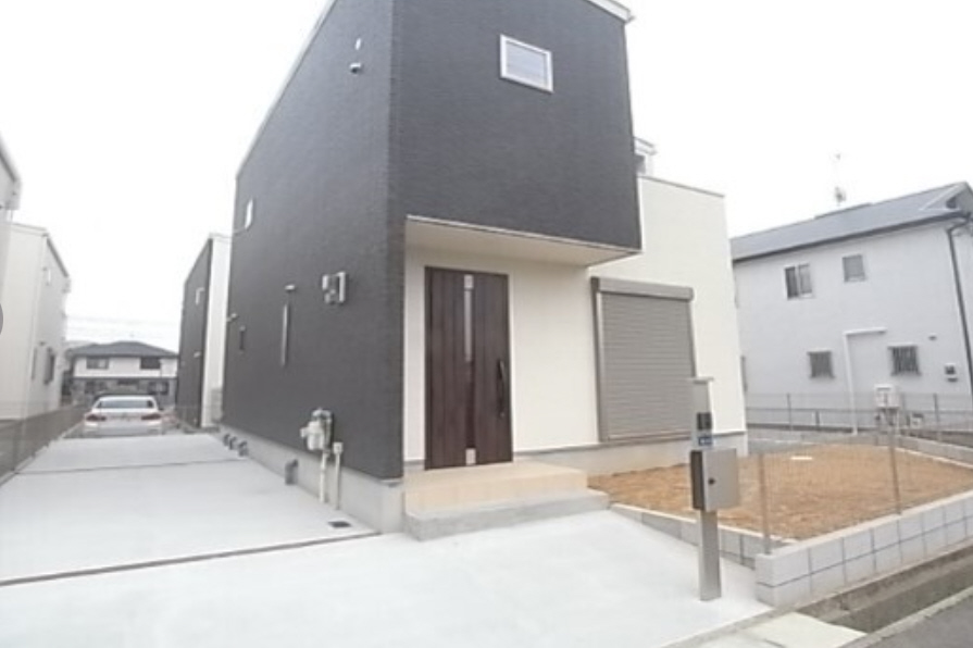 物件番号:1076746486 人気の築浅戸建賃貸 広々80㎡越え 経済的な都市ガスです